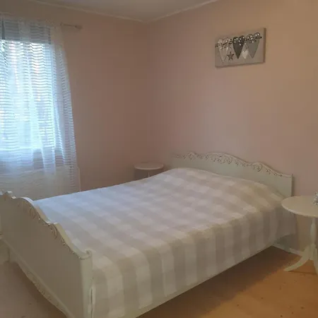 Charming Terraced House Apartment *